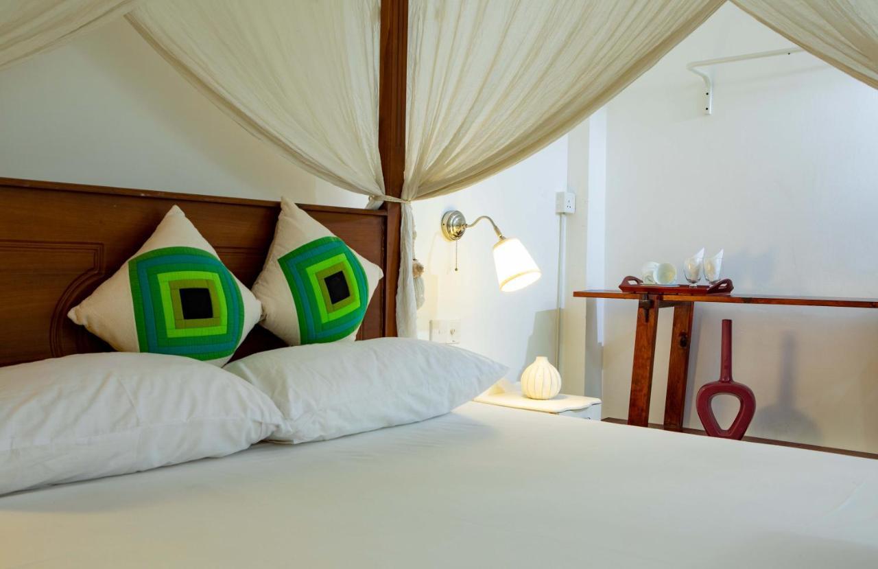 Beverly Villa Dehiwala-Mont Lavinia Extérieur photo