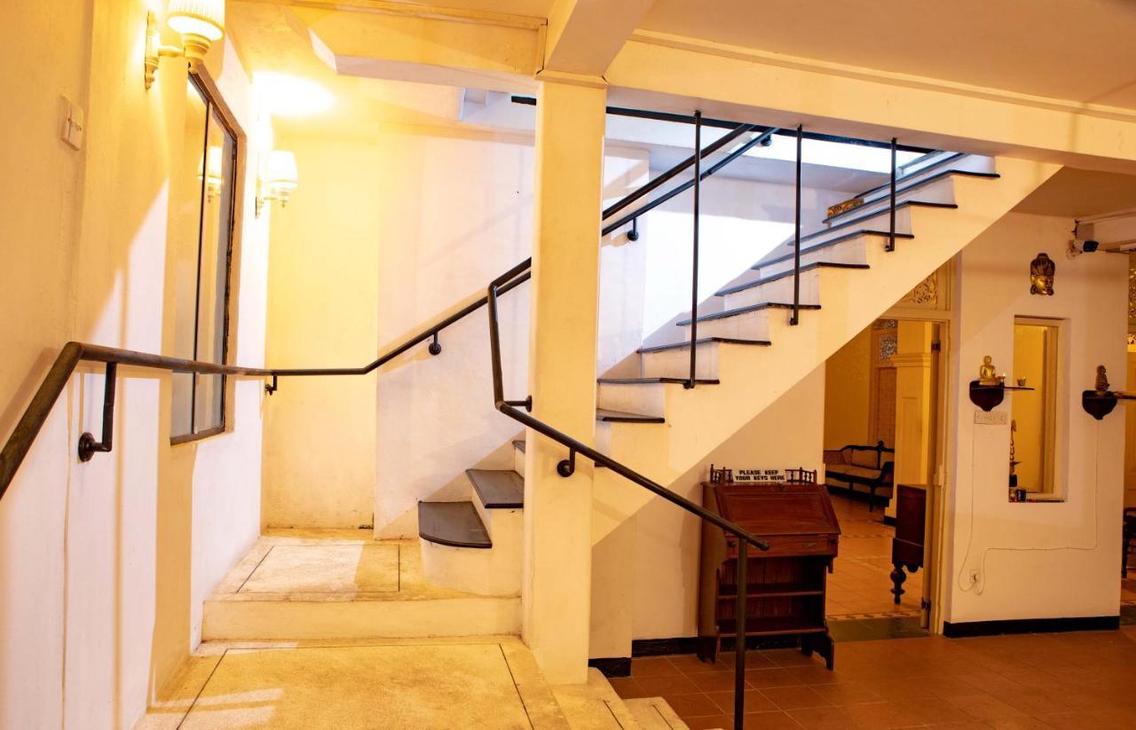 Beverly Villa Dehiwala-Mont Lavinia Extérieur photo
