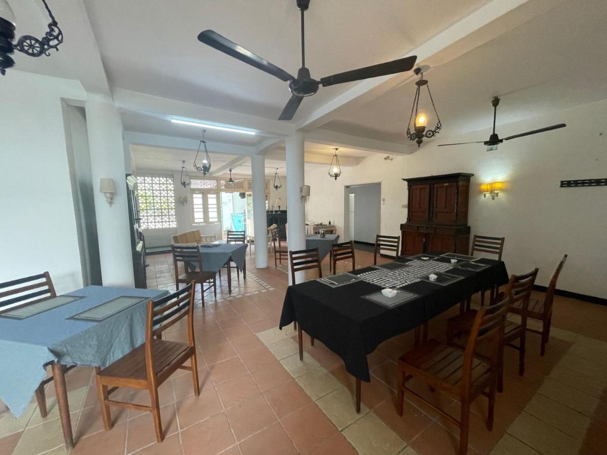 Beverly Villa Dehiwala-Mont Lavinia Extérieur photo