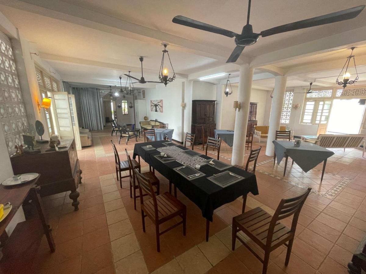 Beverly Villa Dehiwala-Mont Lavinia Extérieur photo
