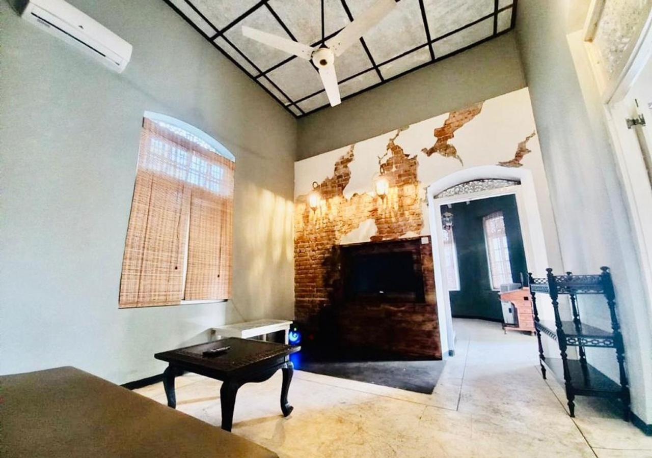 Beverly Villa Dehiwala-Mont Lavinia Extérieur photo