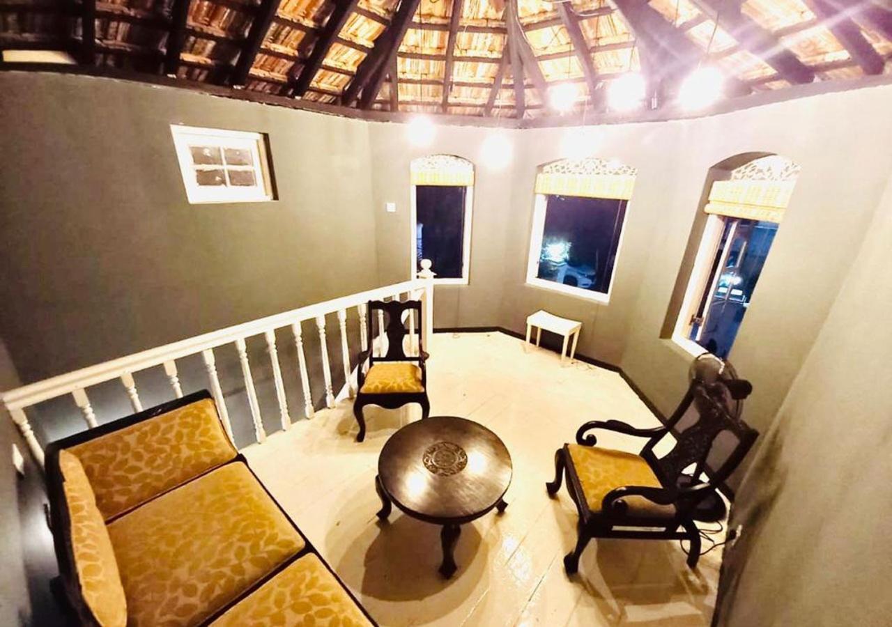 Beverly Villa Dehiwala-Mont Lavinia Extérieur photo