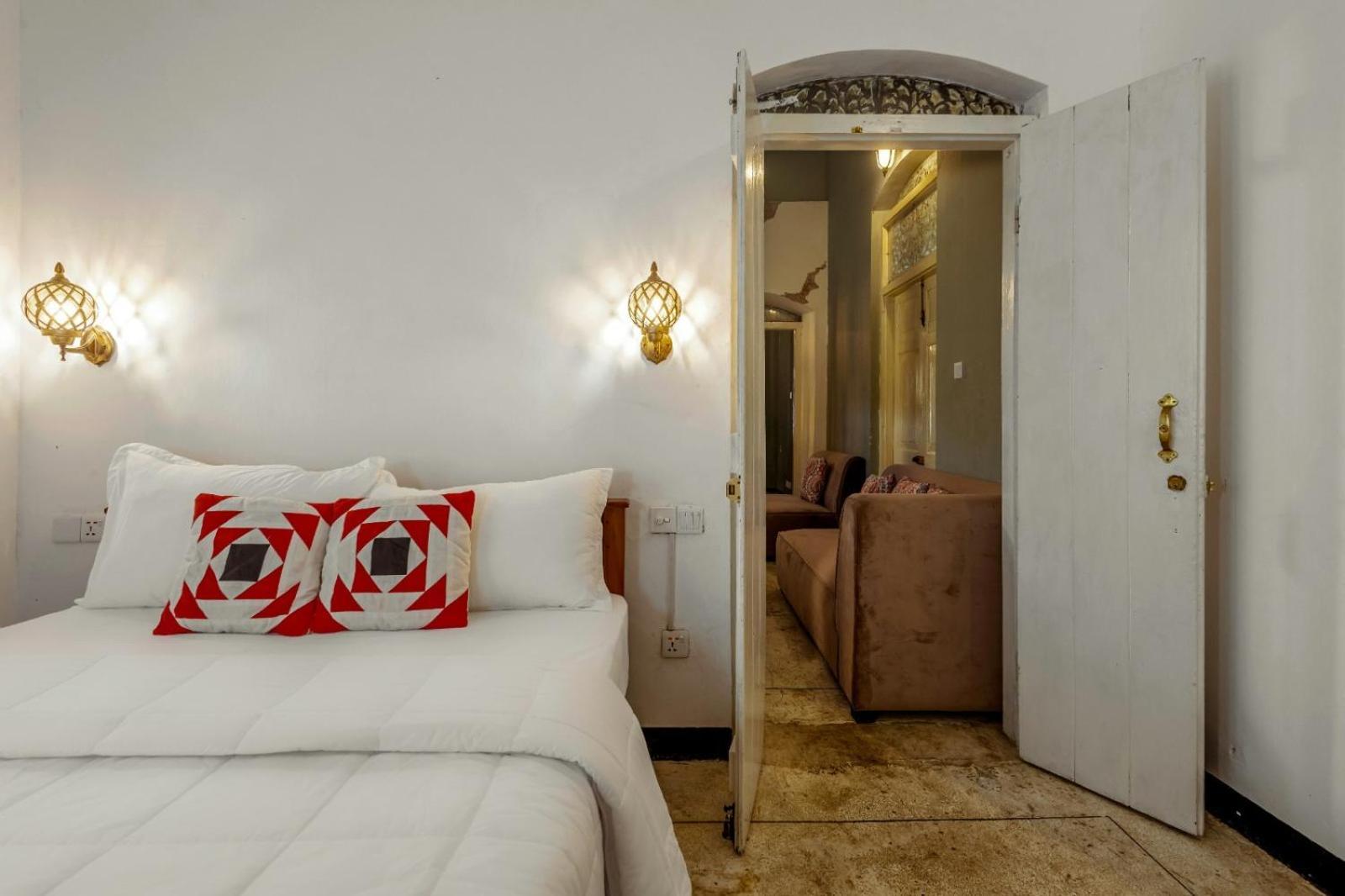 Beverly Villa Dehiwala-Mont Lavinia Extérieur photo